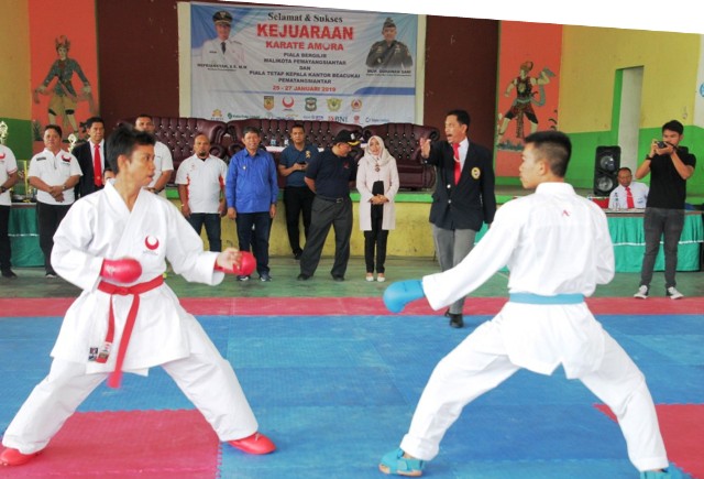 Kejuaraan Karate Amura Rebut Piala Bergilir Wali Kota
