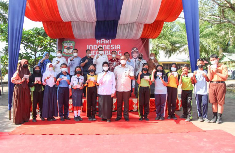 Plt Wali Kota Pematang Siantar Ajak Pelajar SD dan SMP Rajin Menabung