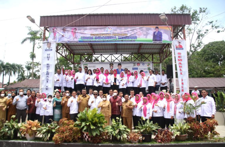 Wali Kota Pematang Siantar Hadiri Penutupan Peringatan HUT Koperasi dan Pengukuhan Pengurus UMKM Indonesia Bersinar