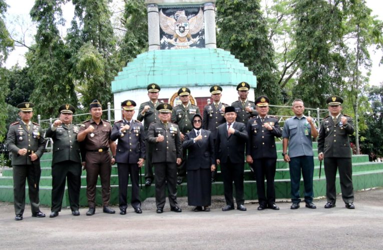 Wali Kota Pematang Siantar dan Forkopimda Plus Ziarah Nasional dalam Rangka HUT ke-77 TNI